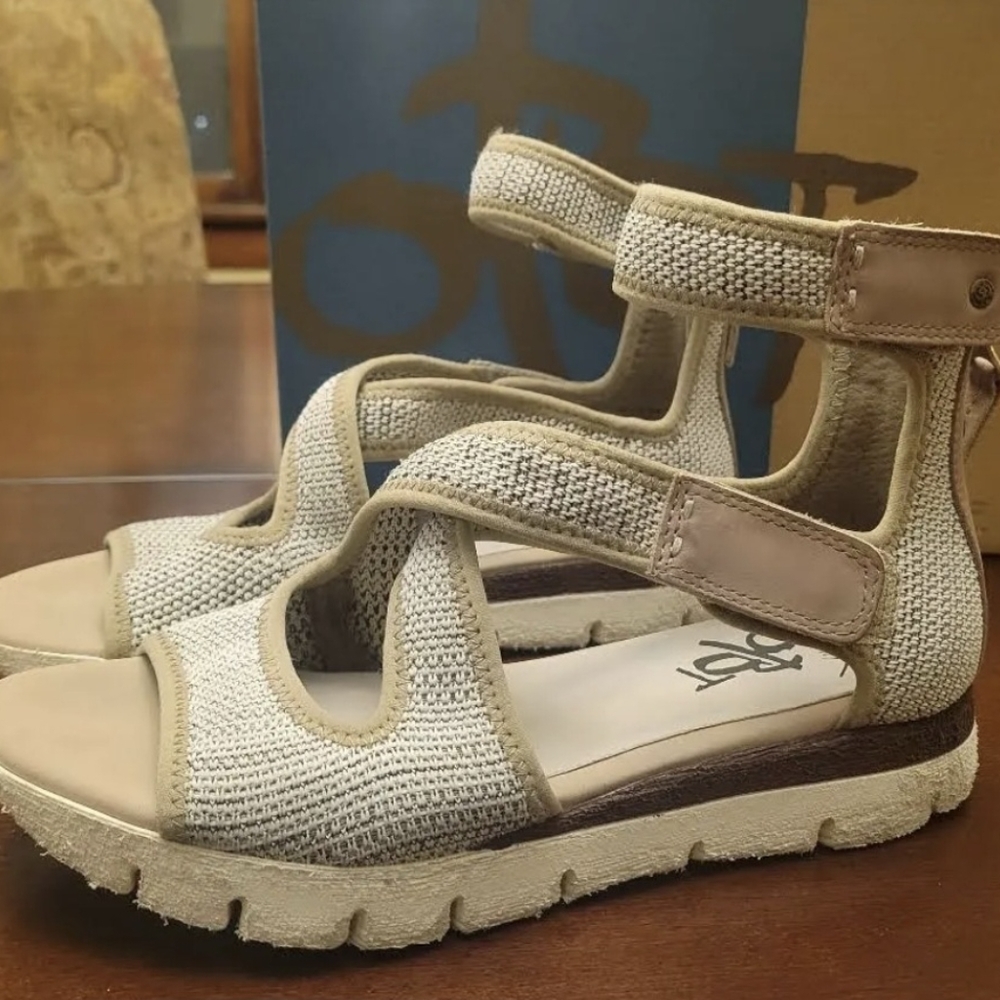 OTBT Circuit Ankle Strap Tan Wedge Sandals, Size 7.5